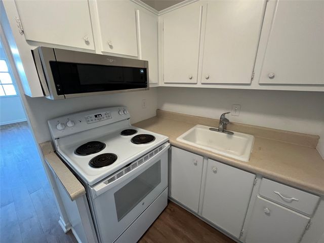 1821 NE 62nd Street 425, Fort Lauderdale, FL 33308