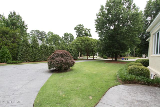 508 Chesapeake Place, Greenville, NC 27858