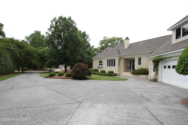 508 Chesapeake Place, Greenville, NC 27858