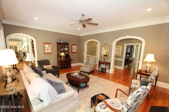 508 Chesapeake Place, Greenville, NC 27858