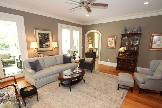 508 Chesapeake Place, Greenville, NC 27858