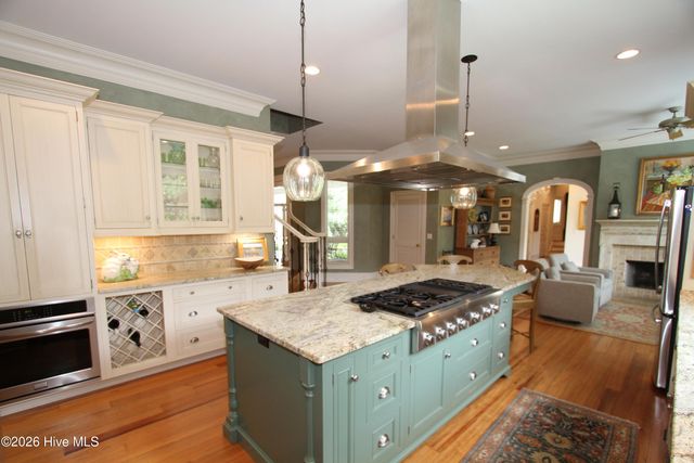 508 Chesapeake Place, Greenville, NC 27858