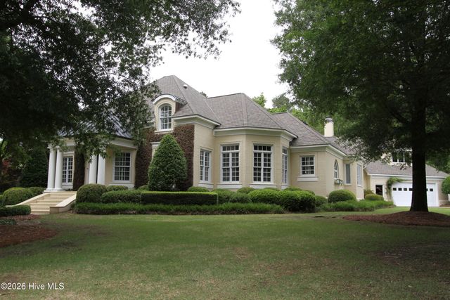 508 Chesapeake Place, Greenville, NC 27858