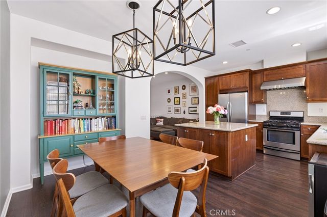 1750 Grand Avenue 6, Long Beach, CA 90804