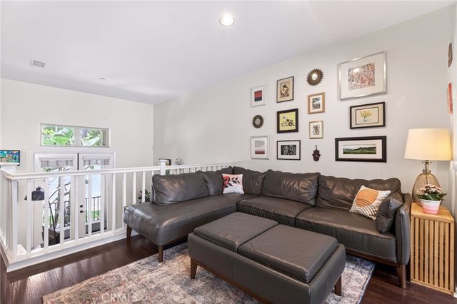 1750 Grand Avenue 6, Long Beach, CA 90804