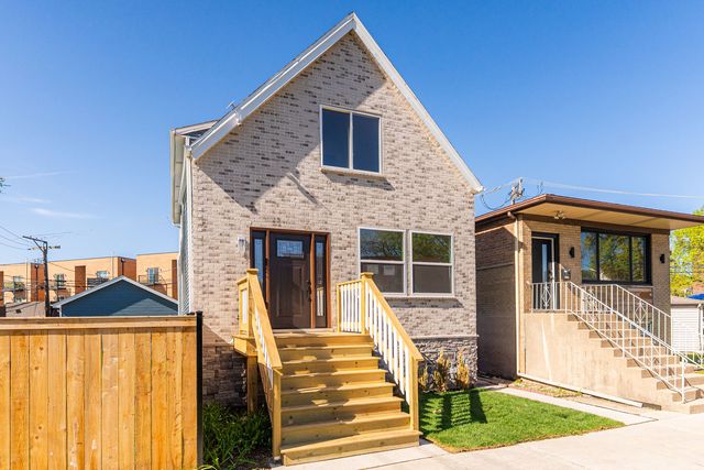 4134 W Roscoe Street, Chicago, IL 60641