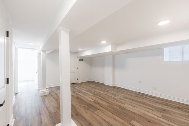 4134 W Roscoe Street, Chicago, IL 60641