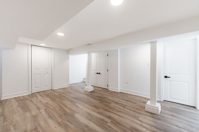 4134 W Roscoe Street, Chicago, IL 60641