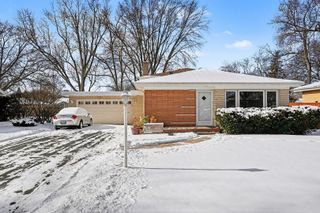 12748 S Westgate Drive, Palos Heights, IL 60463