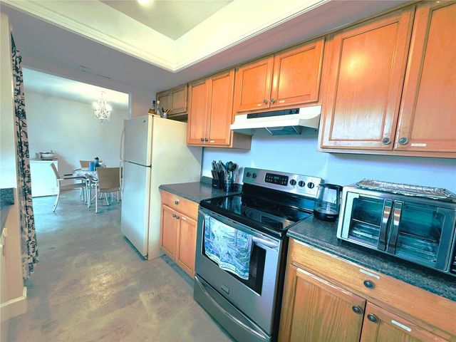 1301 PINEWOOD LANE, Ocoee, FL 34761