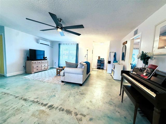 1301 PINEWOOD LANE, Ocoee, FL 34761