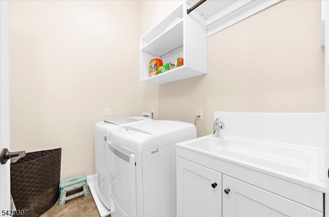 313 Ridge Rd, Kingwood Twp., NJ 08825