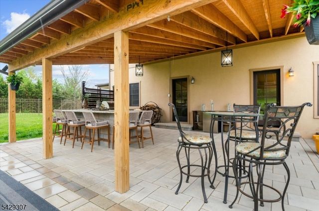313 Ridge Rd, Kingwood Twp., NJ 08825