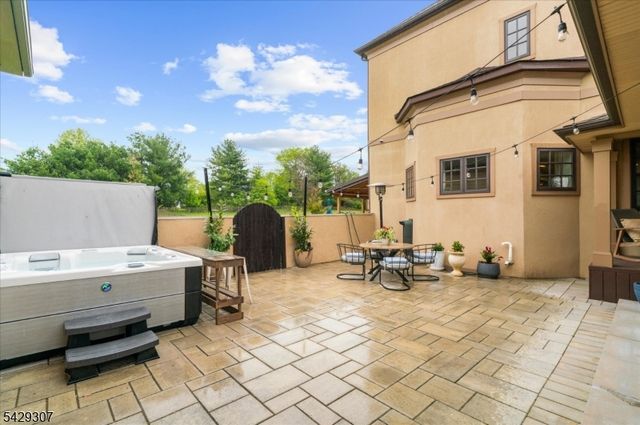 313 Ridge Rd, Kingwood Twp., NJ 08825