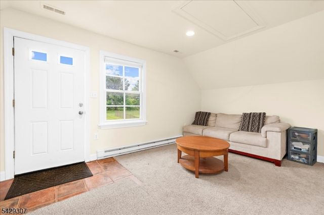 313 Ridge Rd, Kingwood Twp., NJ 08825
