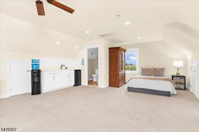 313 Ridge Rd, Kingwood Twp., NJ 08825