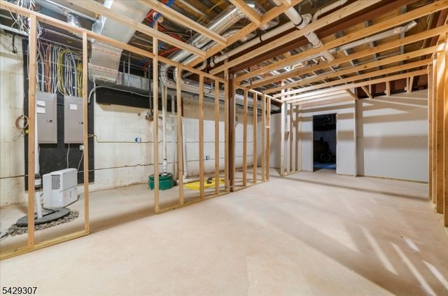 313 Ridge Rd, Kingwood Twp., NJ 08825