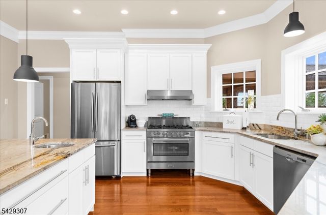 313 Ridge Rd, Kingwood Twp., NJ 08825