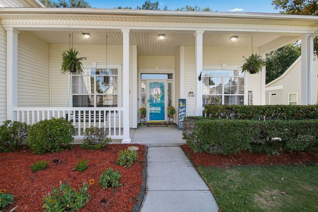 9382 Harroway Road, Summerville, SC 29485