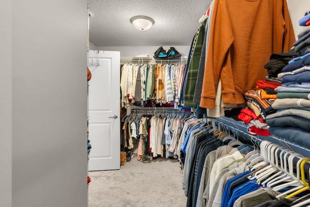 3911 Orchard Drive 3911, Bettendorf, IA 52722