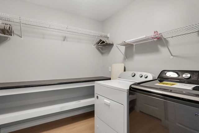 3911 Orchard Drive 3911, Bettendorf, IA 52722