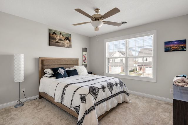 3911 Orchard Drive 3911, Bettendorf, IA 52722