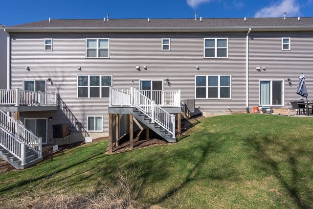 3911 Orchard Drive 3911, Bettendorf, IA 52722