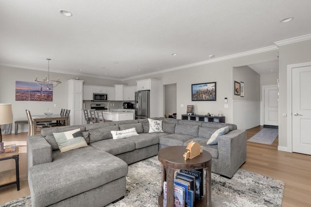 3911 Orchard Drive 3911, Bettendorf, IA 52722