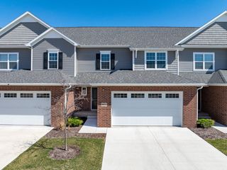 3911 Orchard Drive 3911, Bettendorf, IA 52722