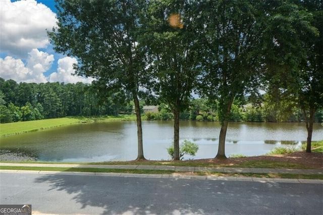 1781 Waterside Drive NW, Kennesaw, GA 30152