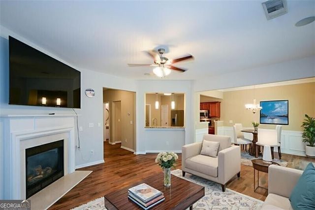 1781 Waterside Drive NW, Kennesaw, GA 30152