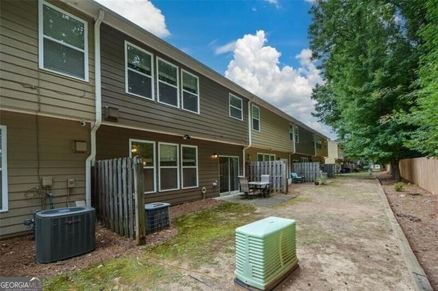 1781 Waterside Drive NW, Kennesaw, GA 30152