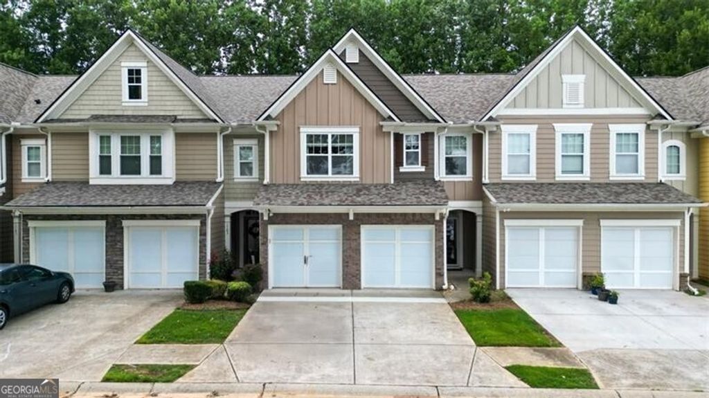 1781 Waterside Drive NW, Kennesaw, GA 30152