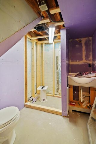 7108 Pershing BOULEVARD, Kenosha, WI 53142