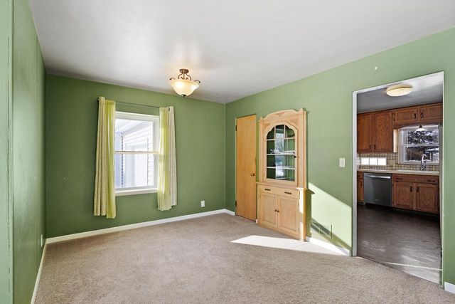 7108 Pershing BOULEVARD, Kenosha, WI 53142