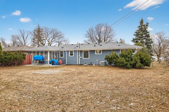 2700 64th Avenue N, Brooklyn Center, MN 55430