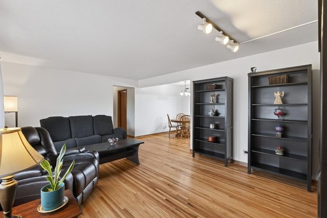 2700 64th Avenue N, Brooklyn Center, MN 55430