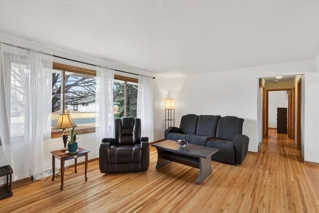 2700 64th Avenue N, Brooklyn Center, MN 55430