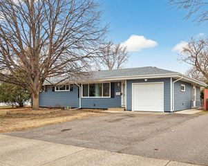2700 64th Avenue N, Brooklyn Center, MN 55430