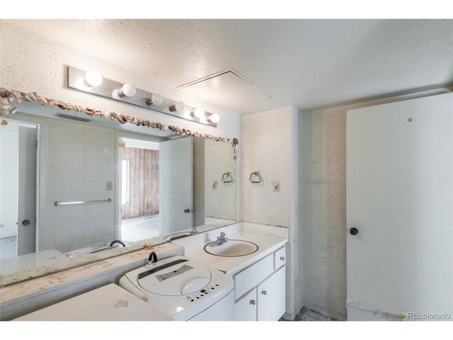 9700 E Iliff Ave G75, Denver, CO 80231