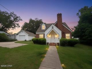 4392 Kelly Avenue, Marianna, FL 32446