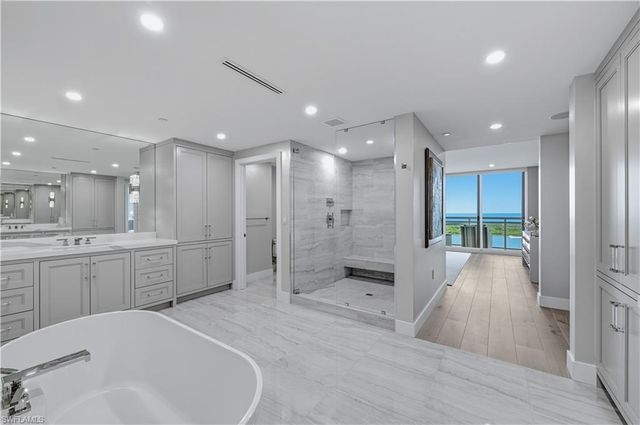 13935 Old Coast RD 1604, Naples, FL 34110