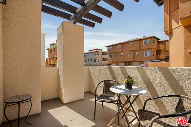 3711 Baldwin Street 1304, Los Angeles, CA 90031
