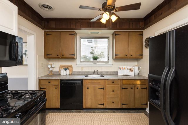 809 TRED AVON RD, Baltimore, MD 21212