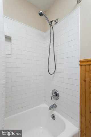 809 TRED AVON RD, Baltimore, MD 21212