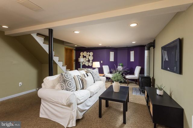 809 TRED AVON RD, Baltimore, MD 21212