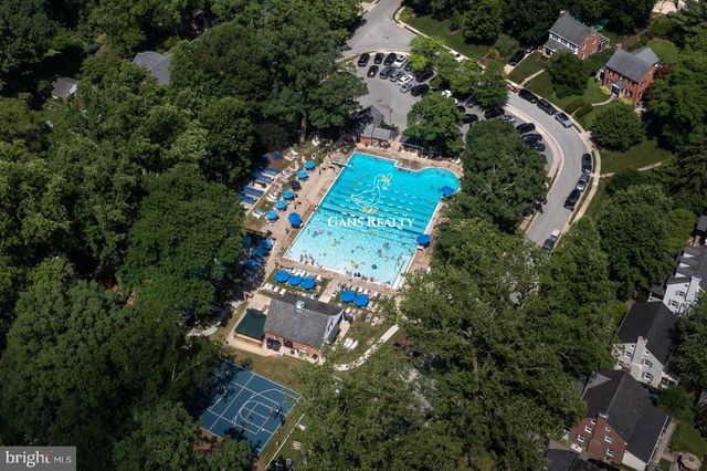809 TRED AVON RD, Baltimore, MD 21212