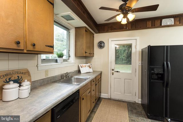809 TRED AVON RD, Baltimore, MD 21212