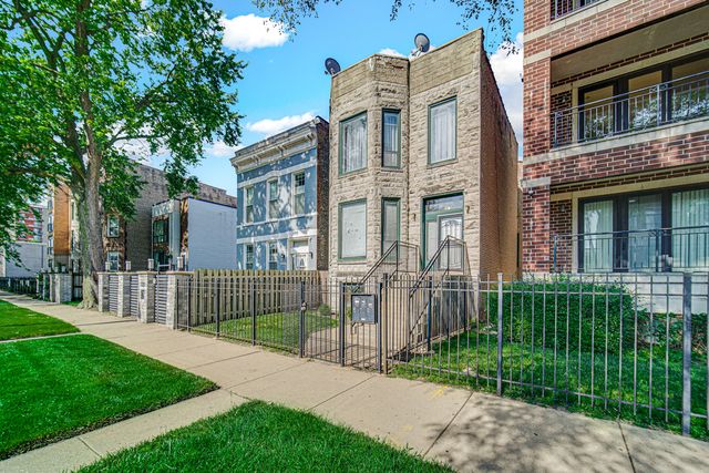4016 S Indiana Avenue, Chicago, IL 60653