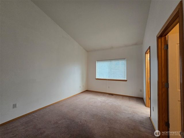 811 W 8th St, Port Angeles, WA 98363